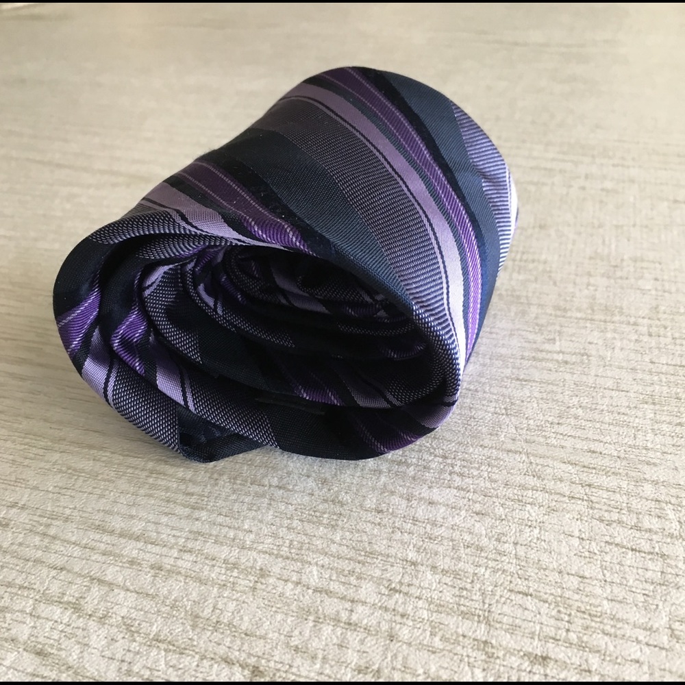 Brand New 100% Silk Banana Republic Mens Neck Tie